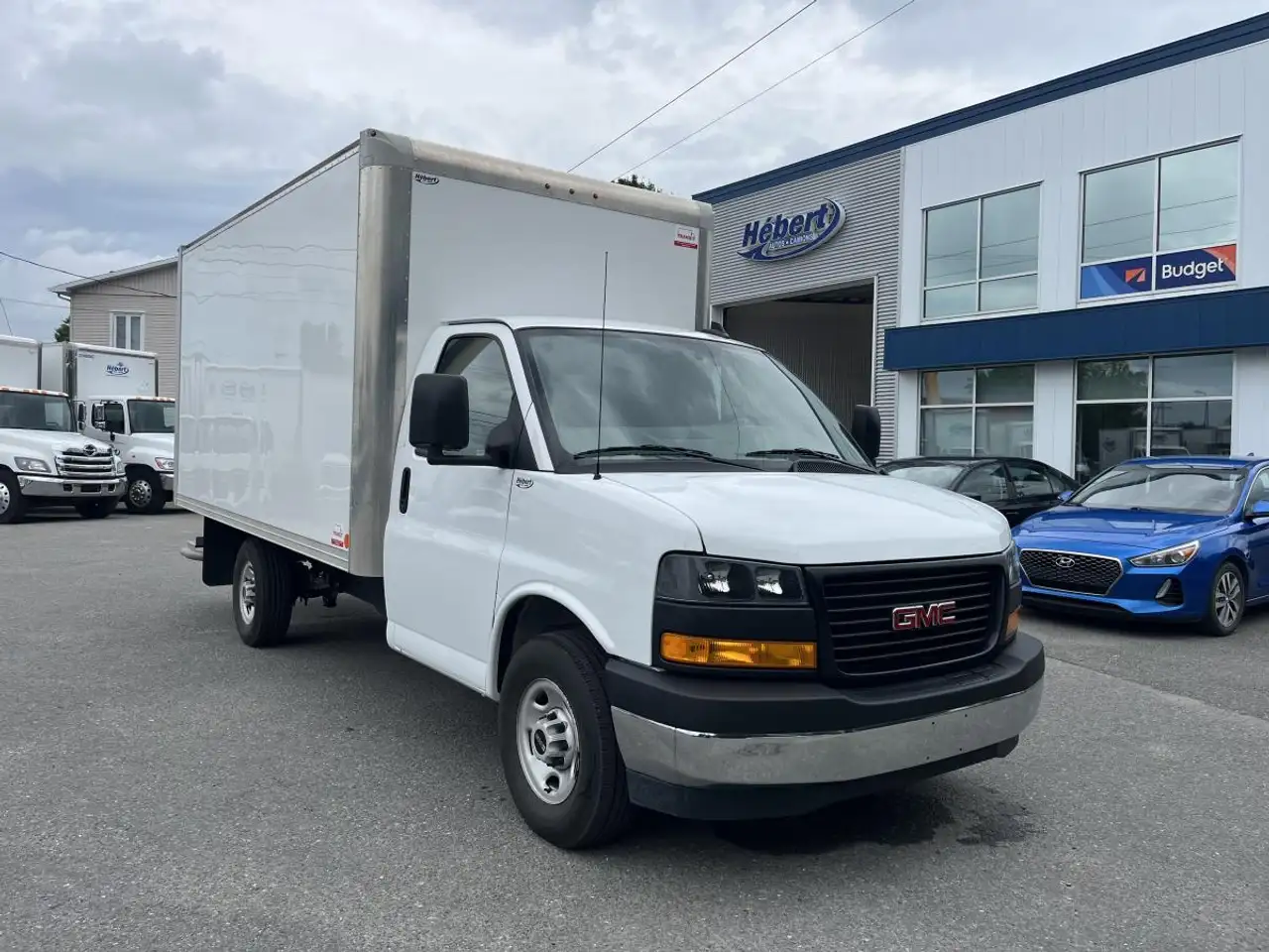 2024 GMC Savana