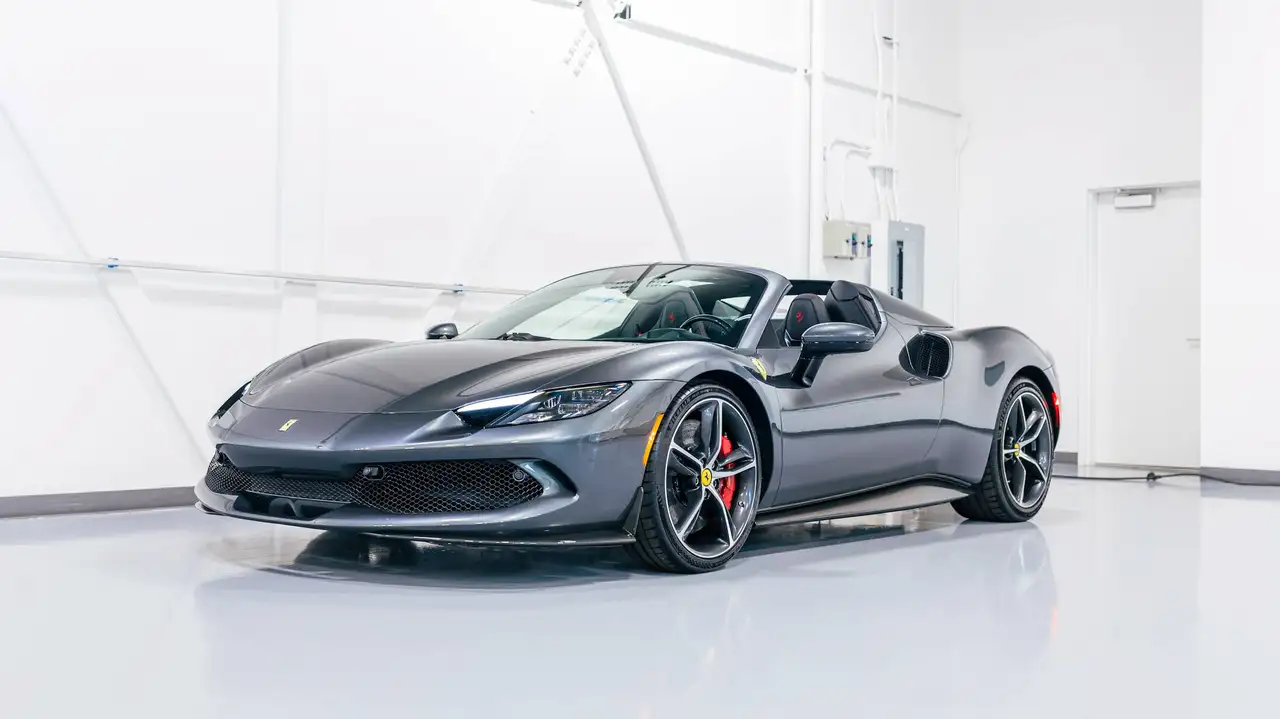 2024 Ferrari 296 GTS
