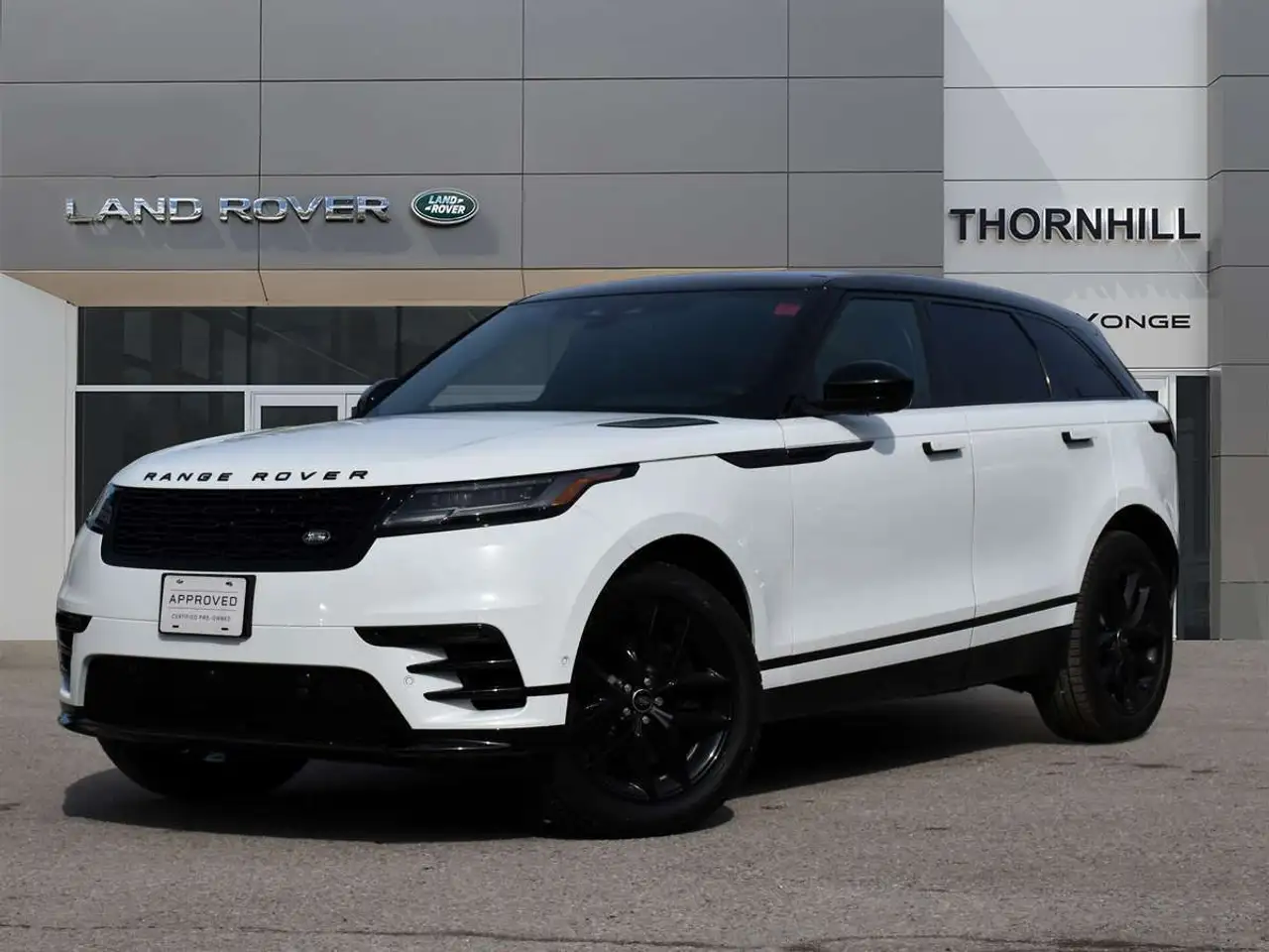 2026 Land Rover Range Rover Velar Dynamic SE P250