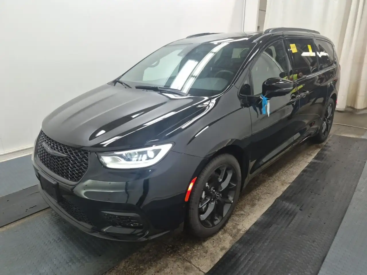 2026 Chrysler Pacifica