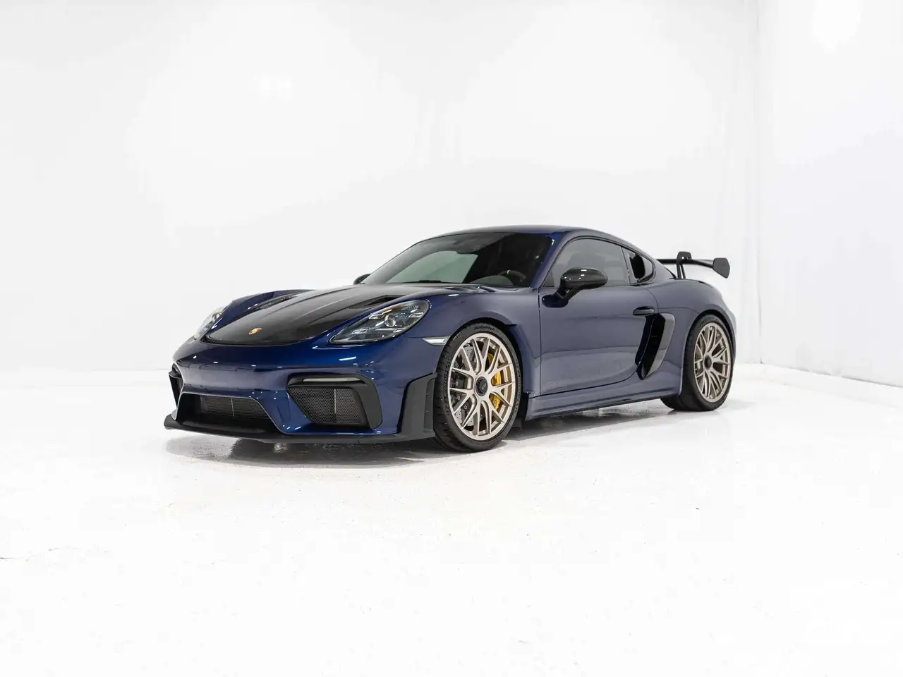 2024 Porsche Cayman