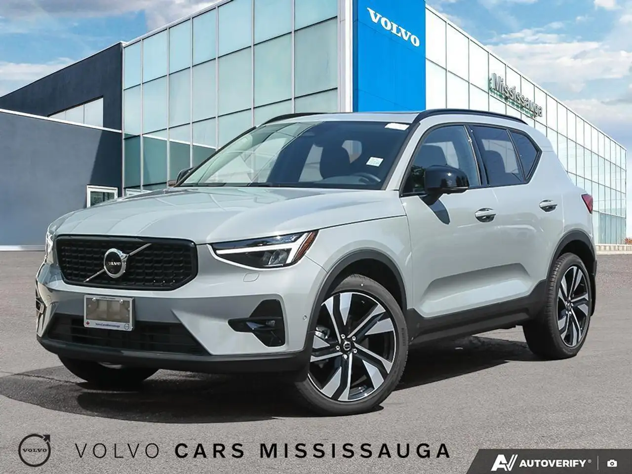 2026 Volvo XC40 Plus
