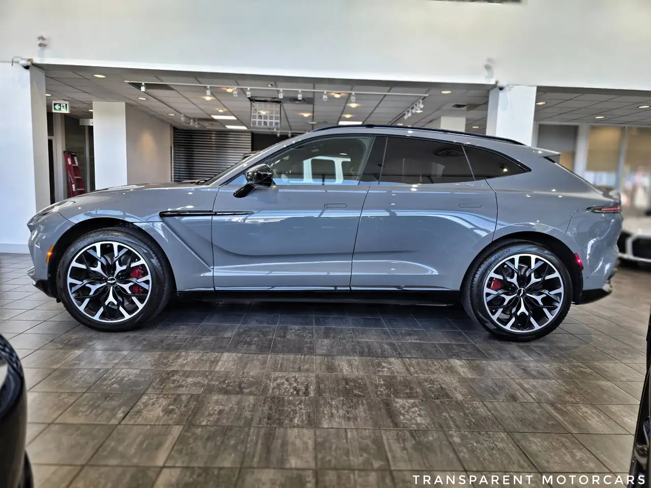 2021 Aston Martin DBX