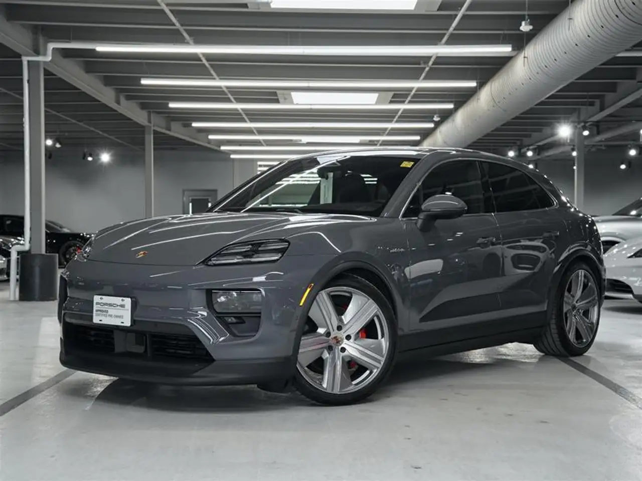 2025 Porsche Macan Electric 4S