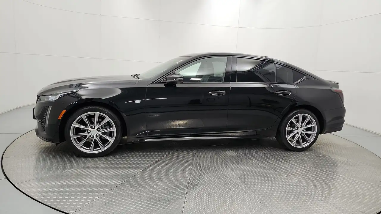 2023 Cadillac CT5 Sport