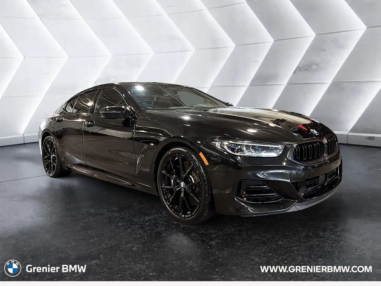 2024 BMW 8 Series M850i