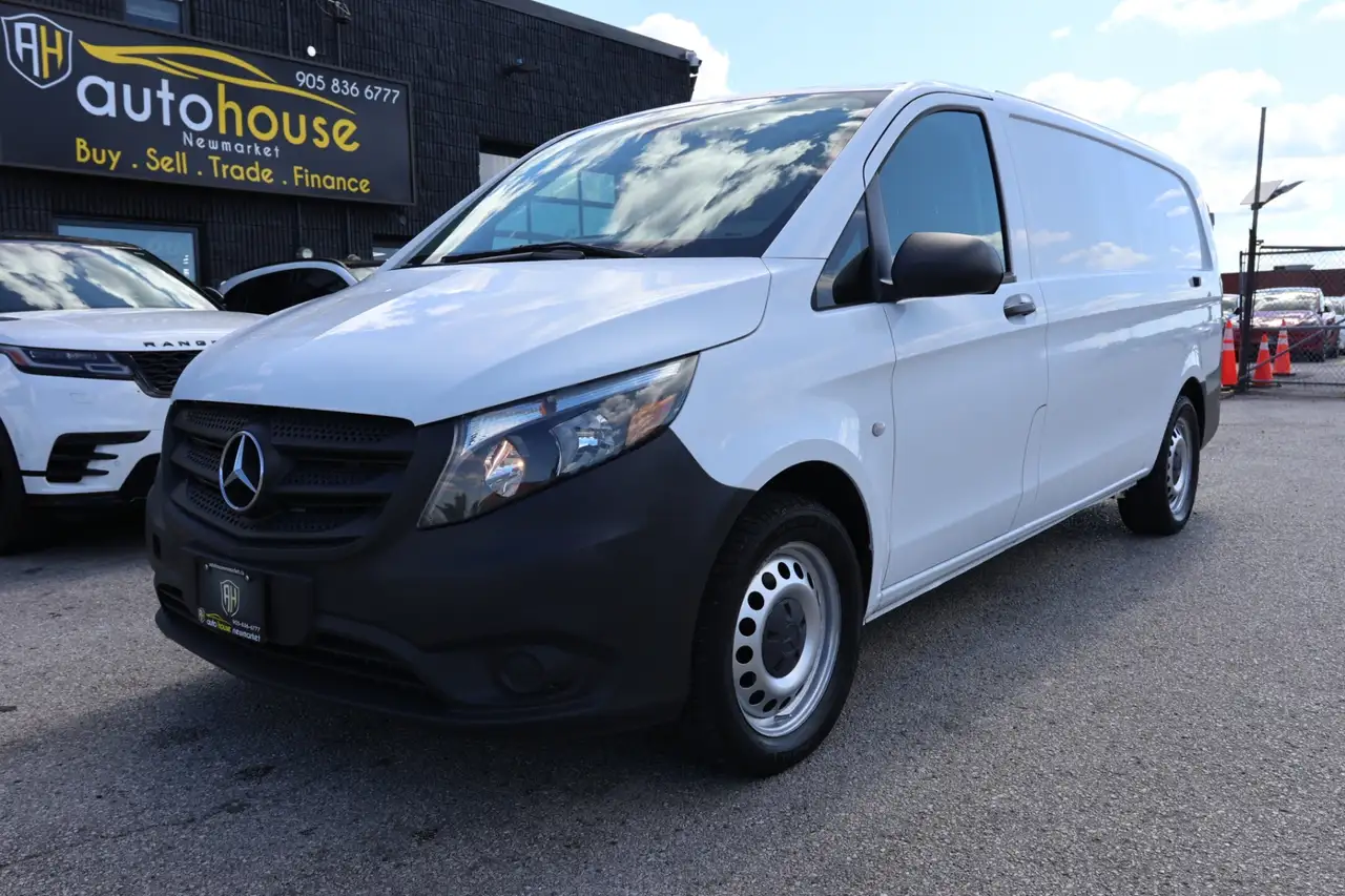 2021 Mercedes-Benz Metris Passenger Van