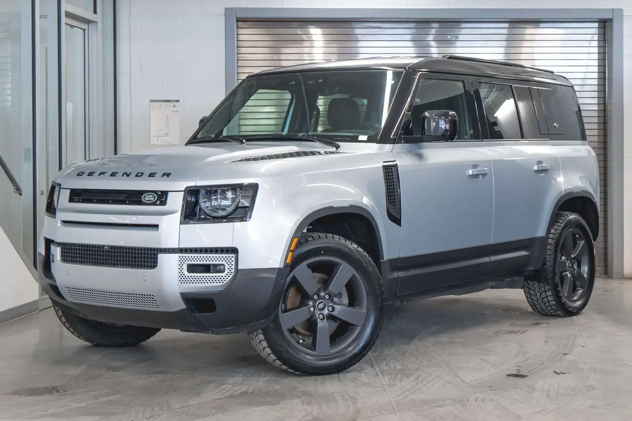 2023 Land Rover Defender S P300