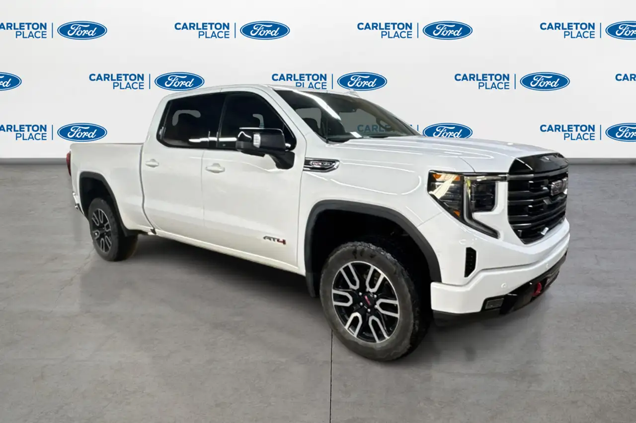 2025 GMC Sierra 1500 AT4