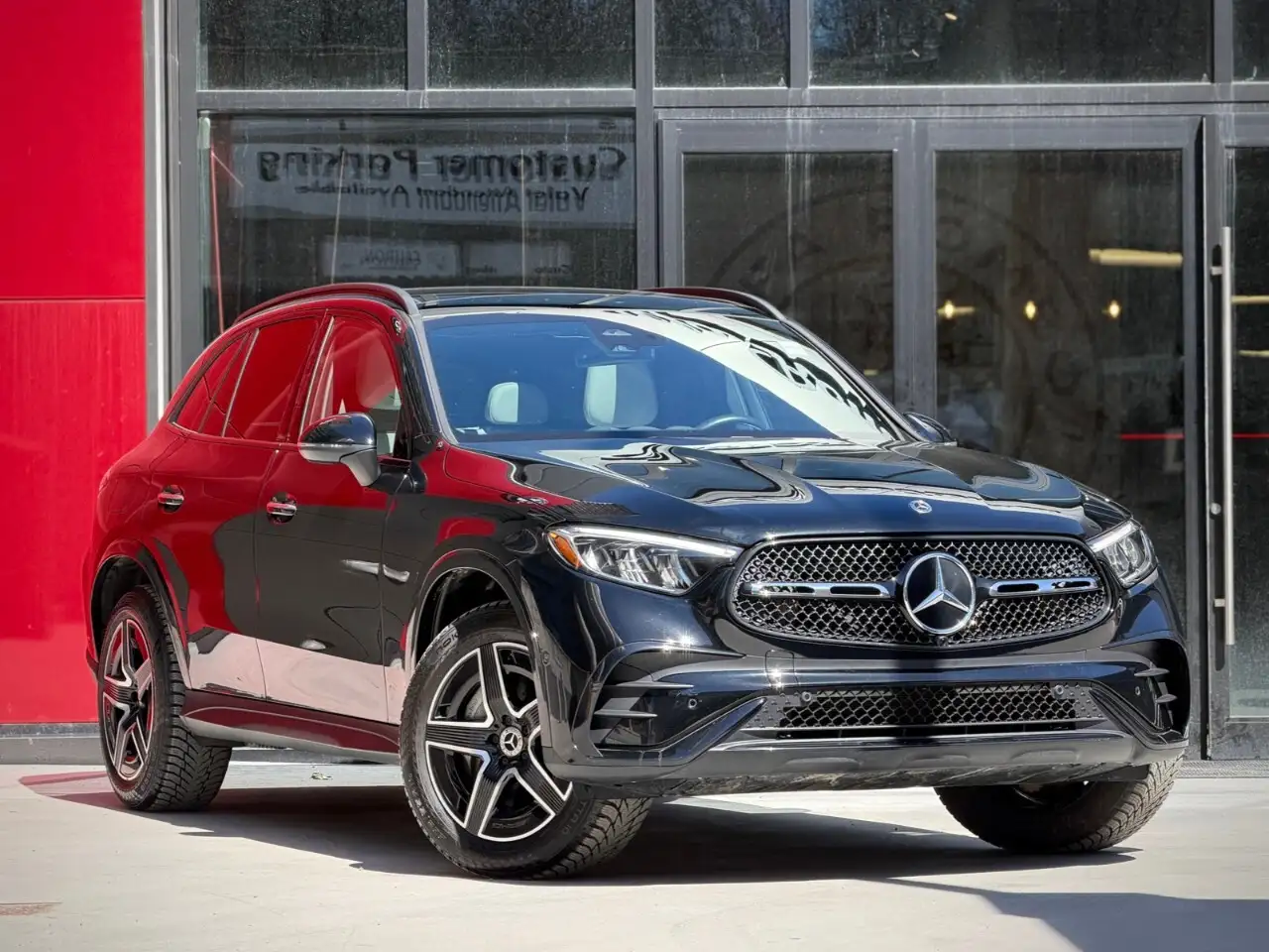2025 Mercedes-Benz GLC 300