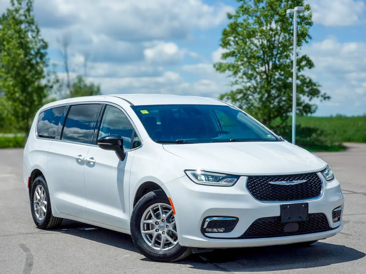 2024 Chrysler Pacifica