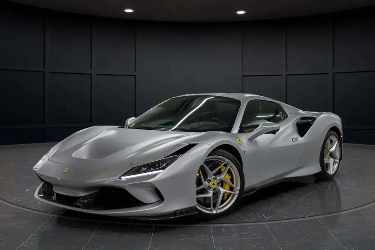 2022 Ferrari F8