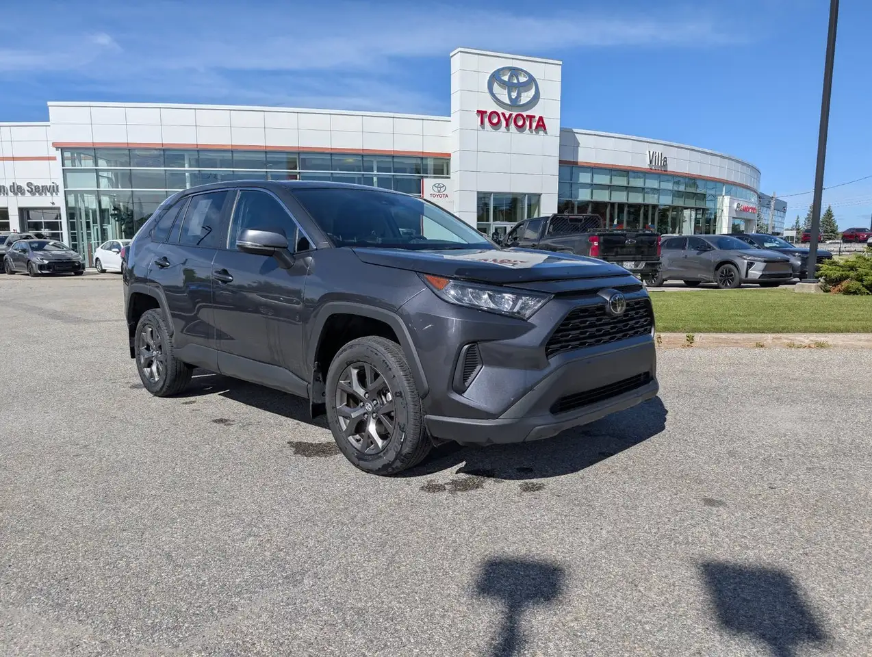 2025 Toyota RAV4 LE