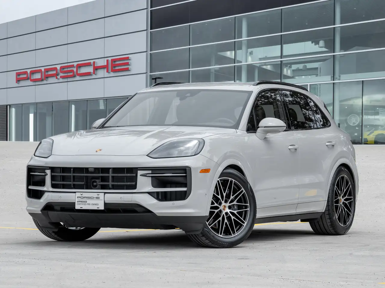 2025 Porsche Cayenne Base