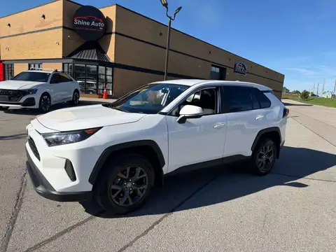 Toyota RAV4 LE