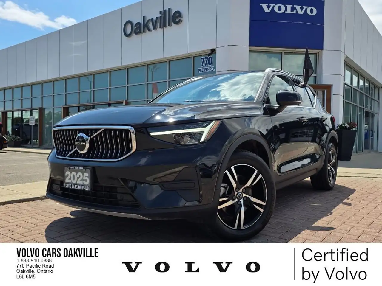 2025 Volvo XC40