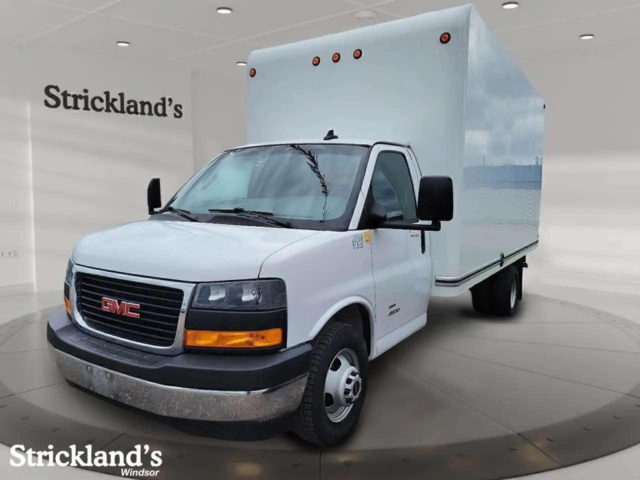2023 GMC Savana