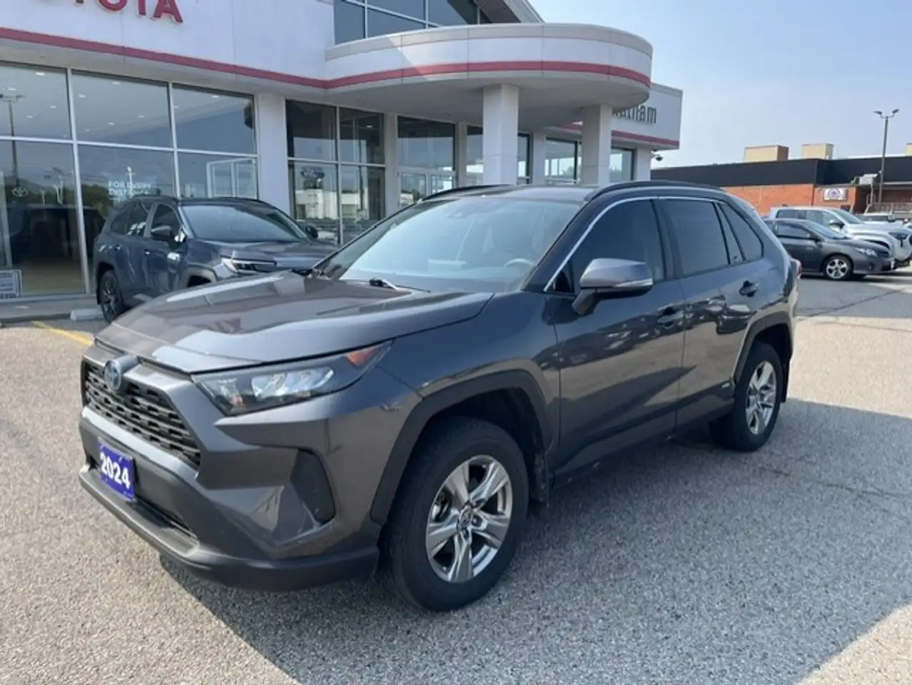 2024 Toyota RAV4 LE