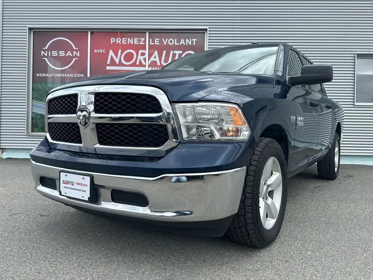 2023 RAM 1500 SLT