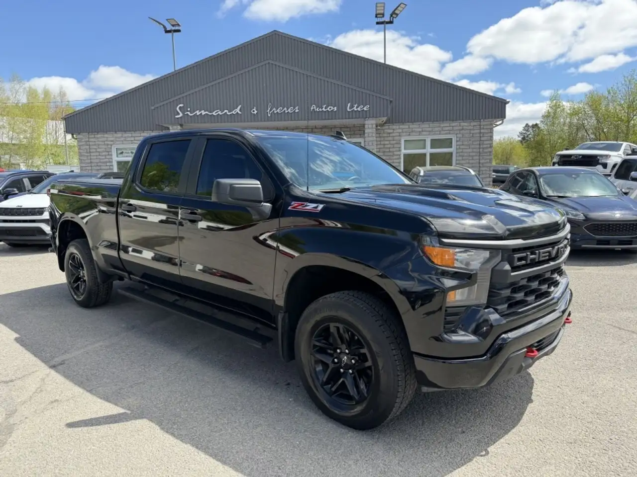 2023 Chevrolet Silverado 1500 Custom Trail Boss