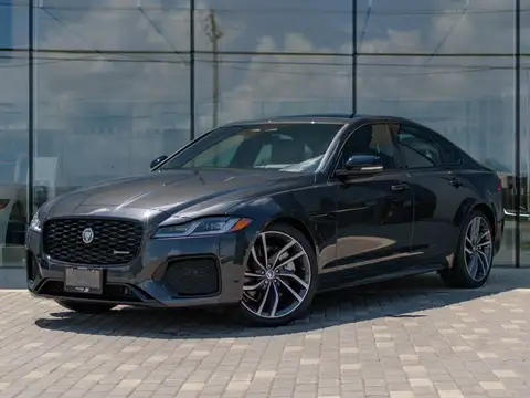 Jaguar XF R-Dynamic SE