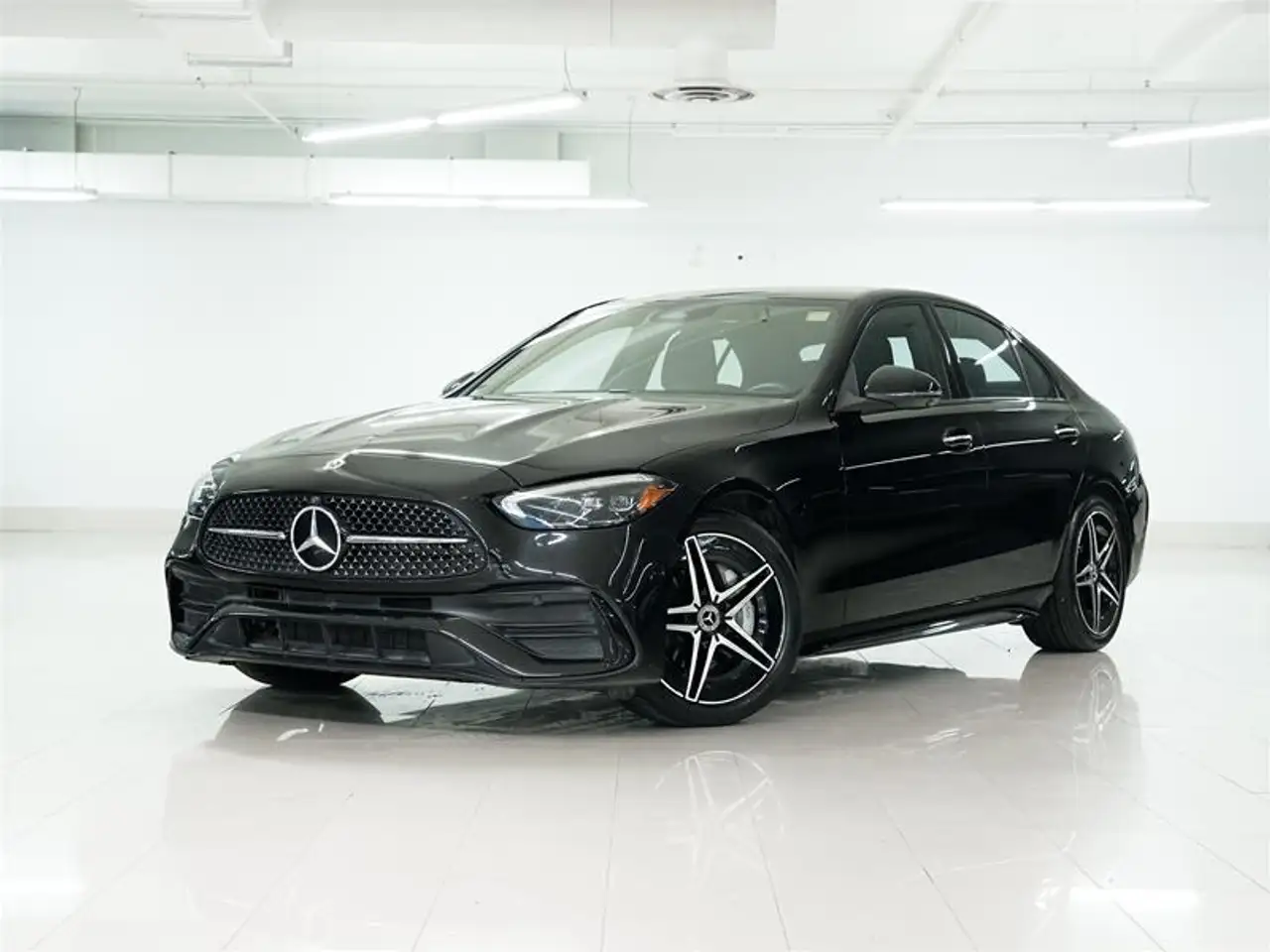 2025 Mercedes-Benz C-Class 300