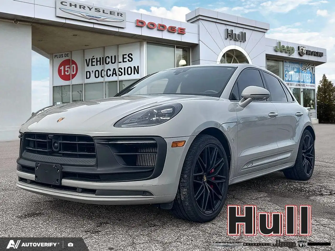 2023 Porsche Macan