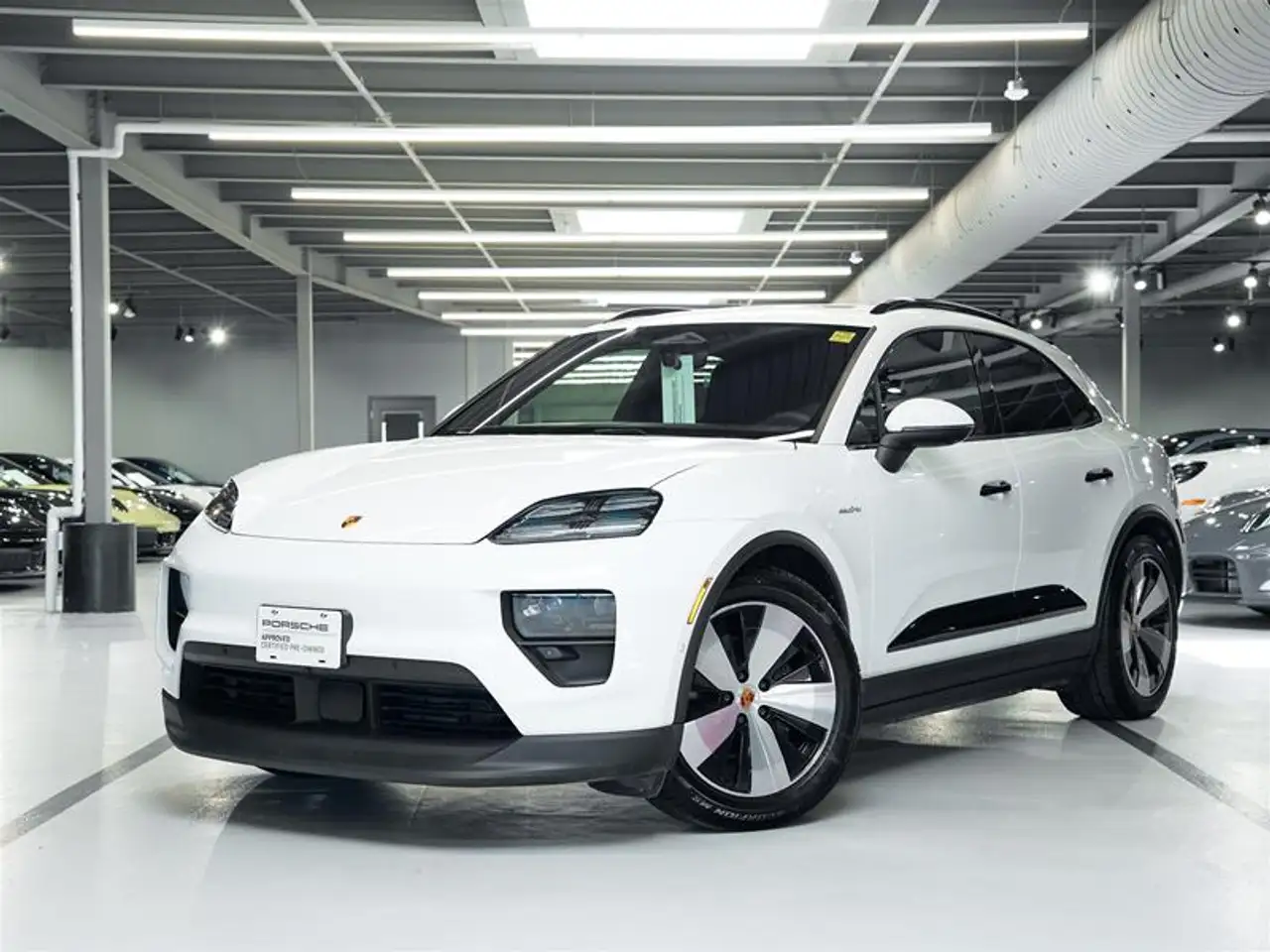 2025 Porsche Macan Electric 4