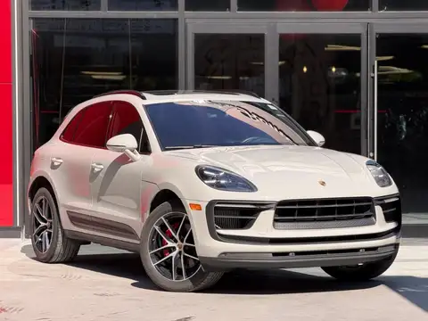 Porsche Macan S
