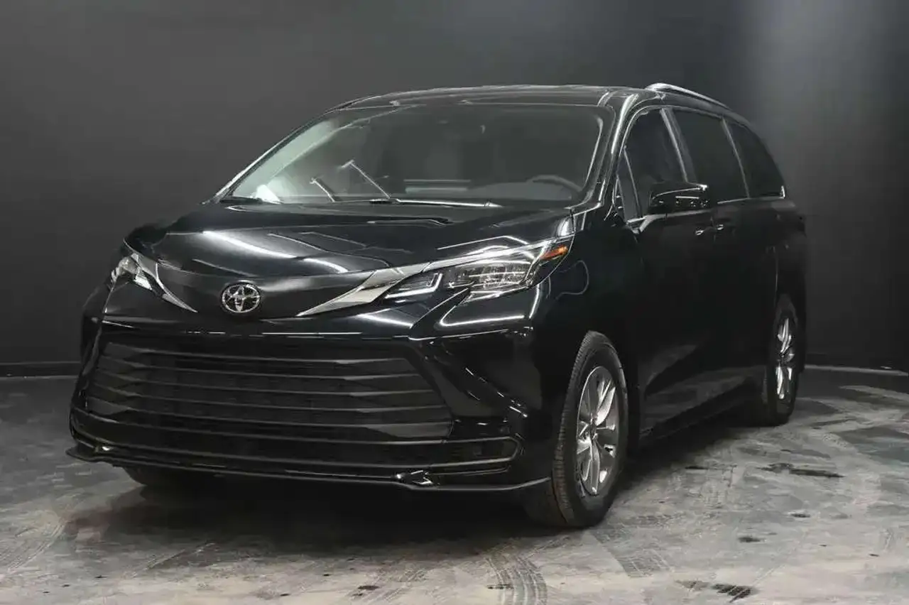 2026 Toyota Sienna
