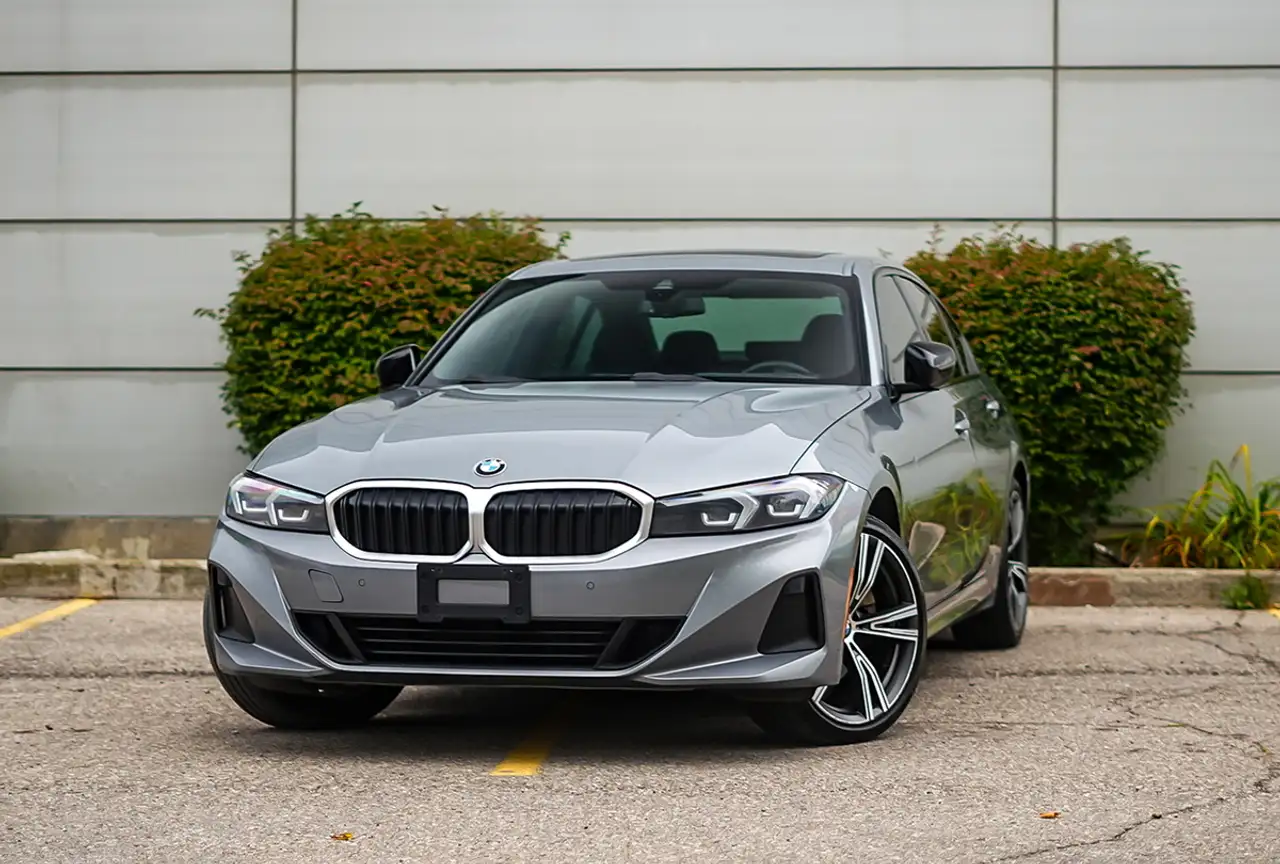 2023 BMW 3 Series 330i