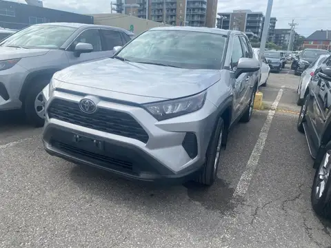 Toyota RAV4 LE