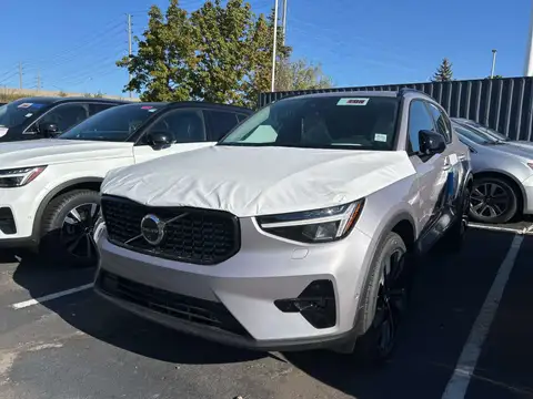 Volvo XC40 Plus