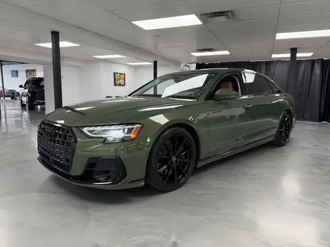 Audi S8