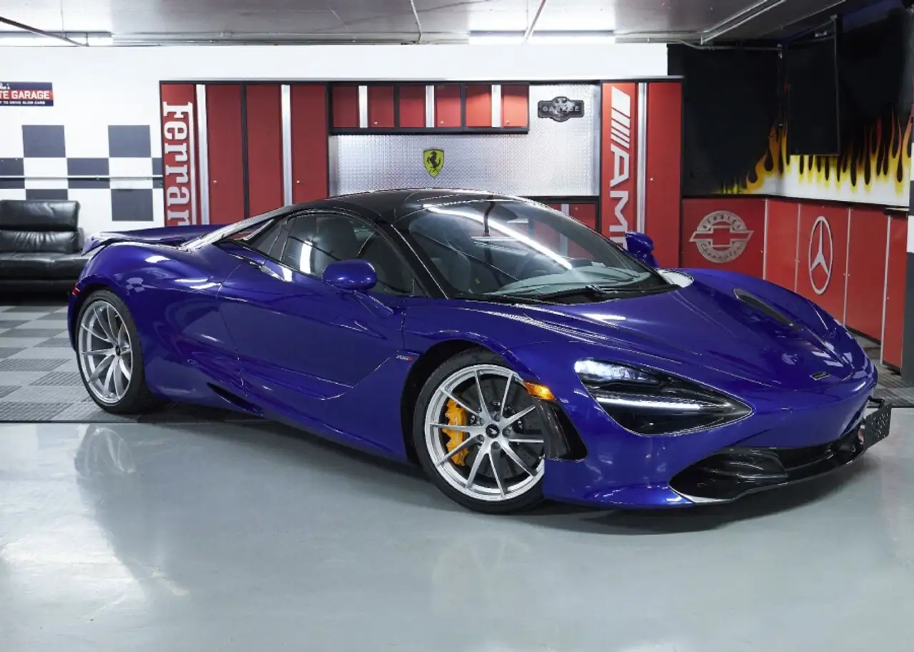 2021 McLaren 720