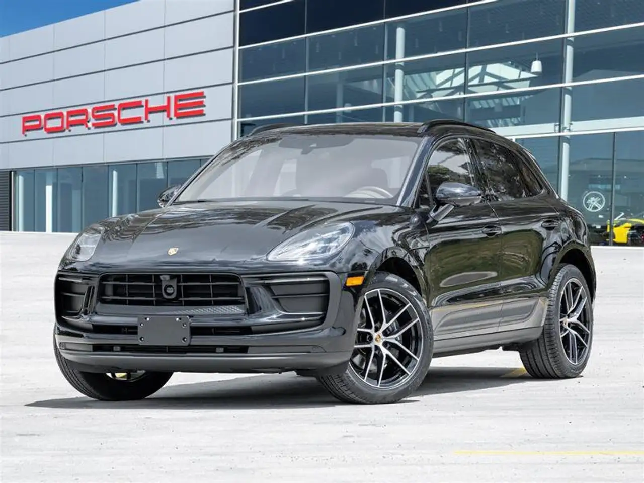 2025 Porsche Macan S
