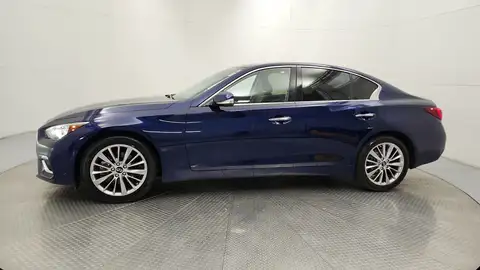 Infiniti Q50 Luxe