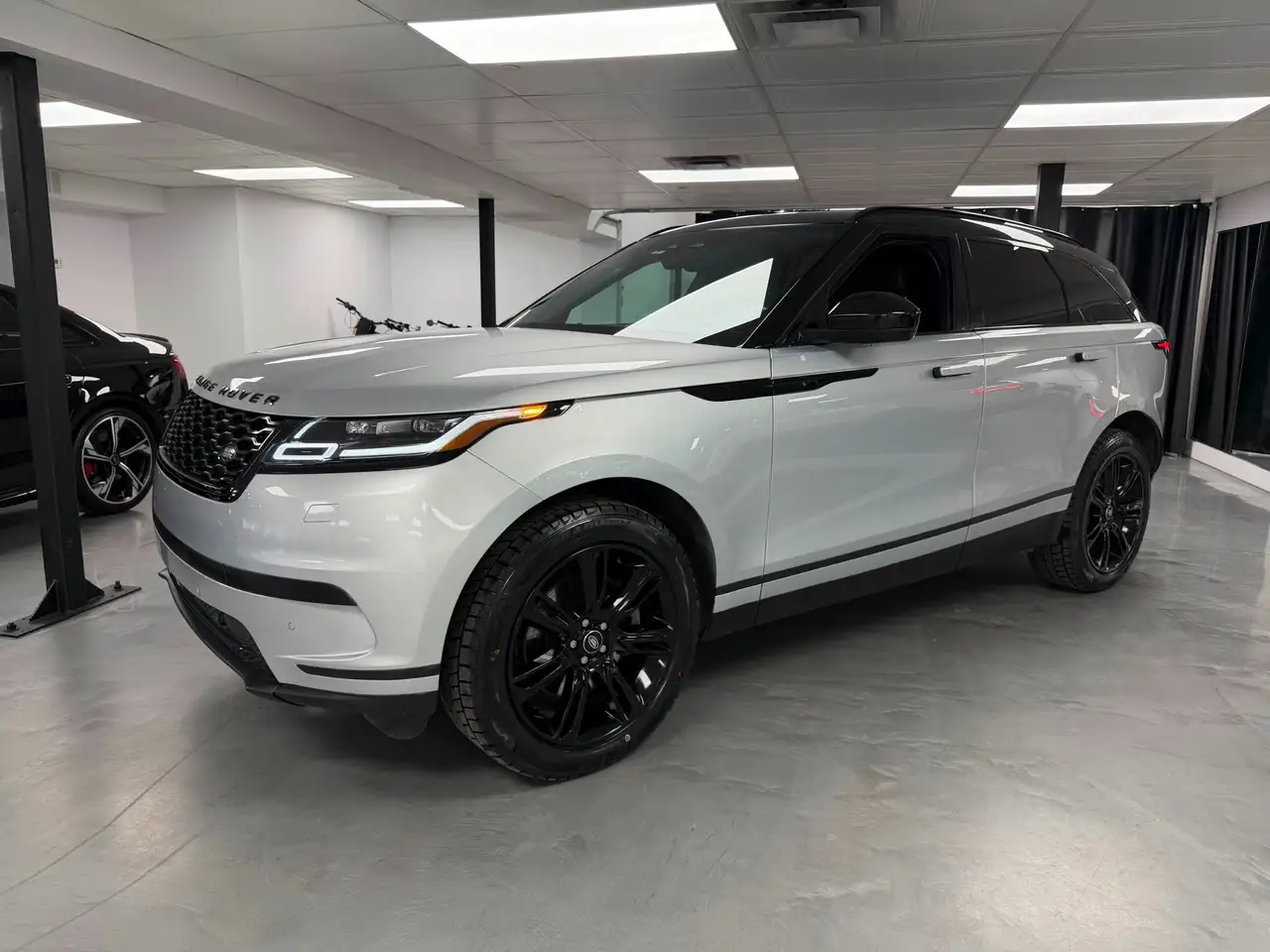 2023 Land Rover Range Rover Velar S P250