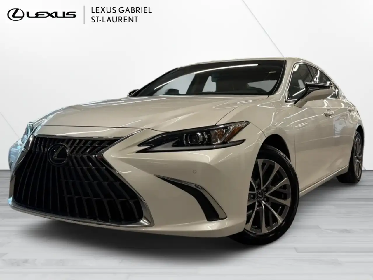 2025 Lexus ES 300h Luxury