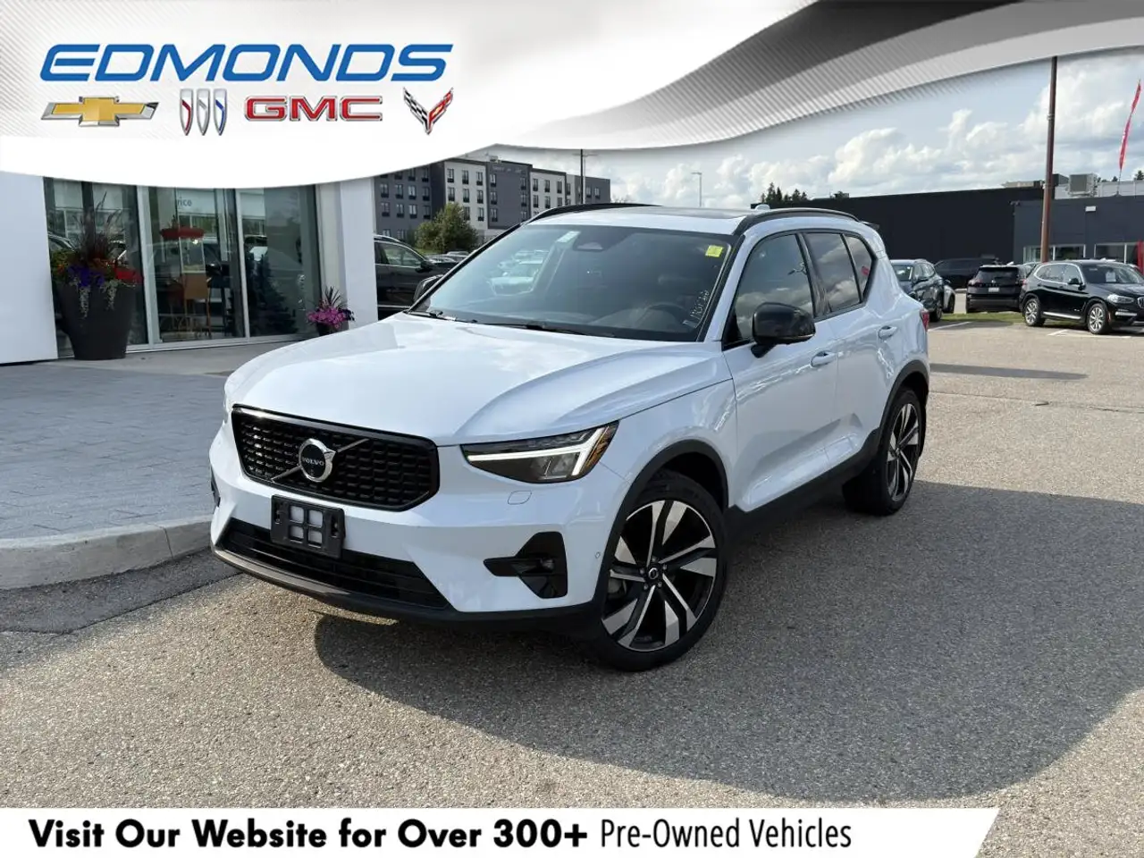 2024 Volvo XC40 Plus