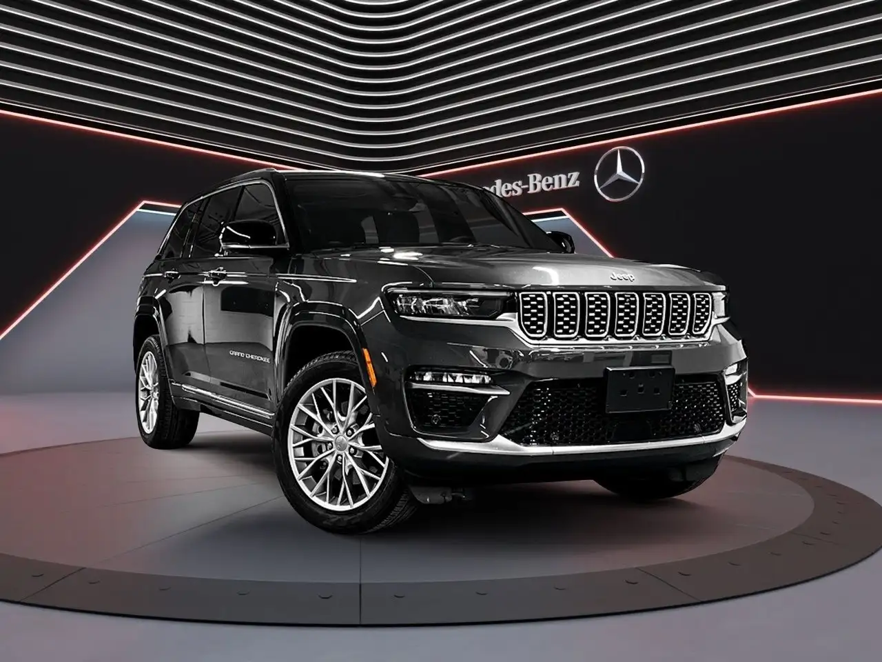 2023 Jeep Grand Cherokee Summit