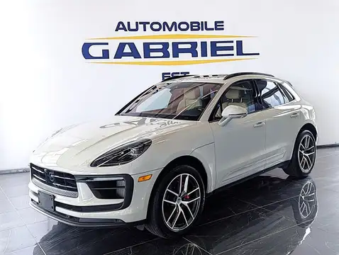 Porsche Macan S