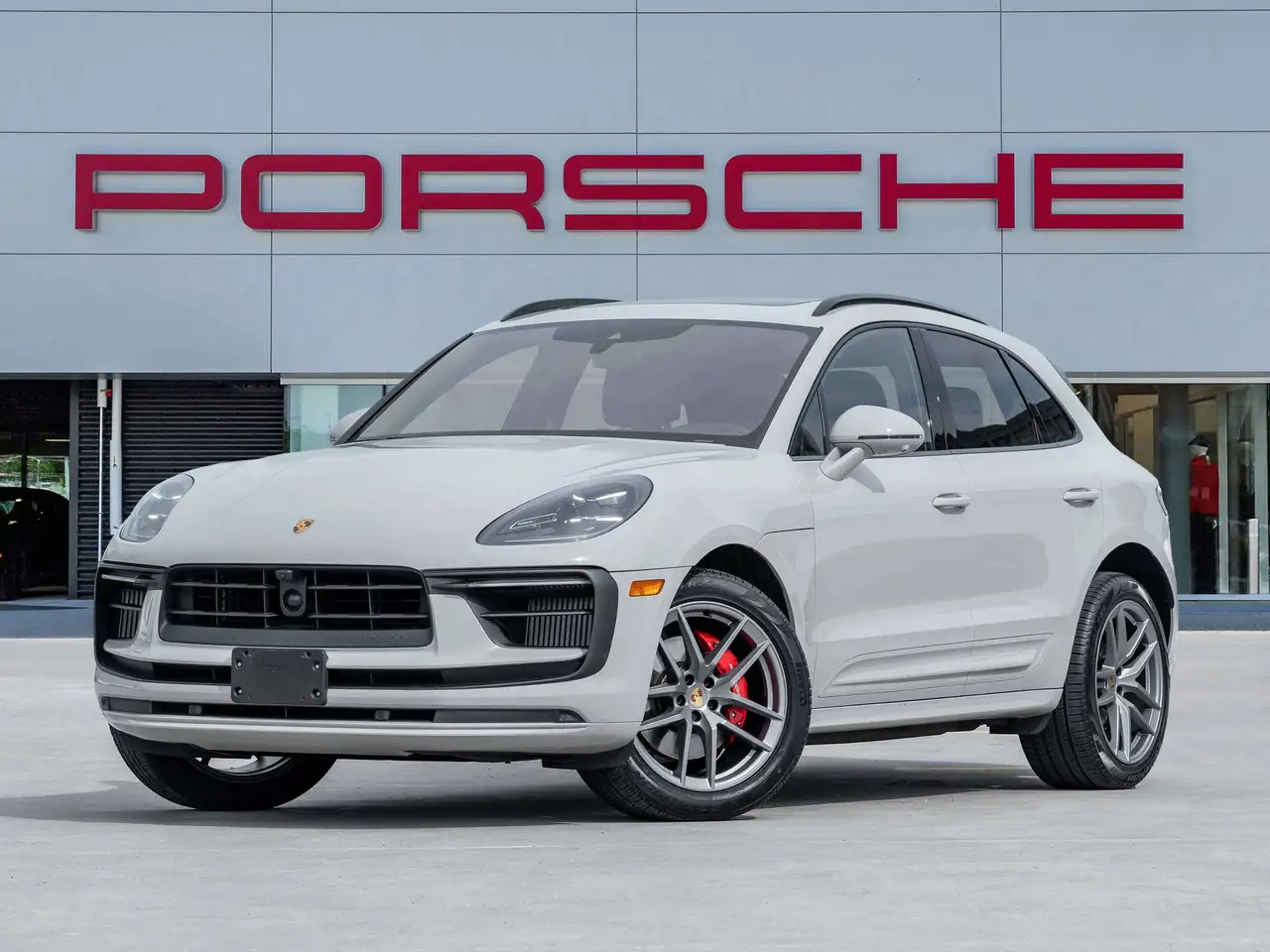 2025 Porsche Macan S