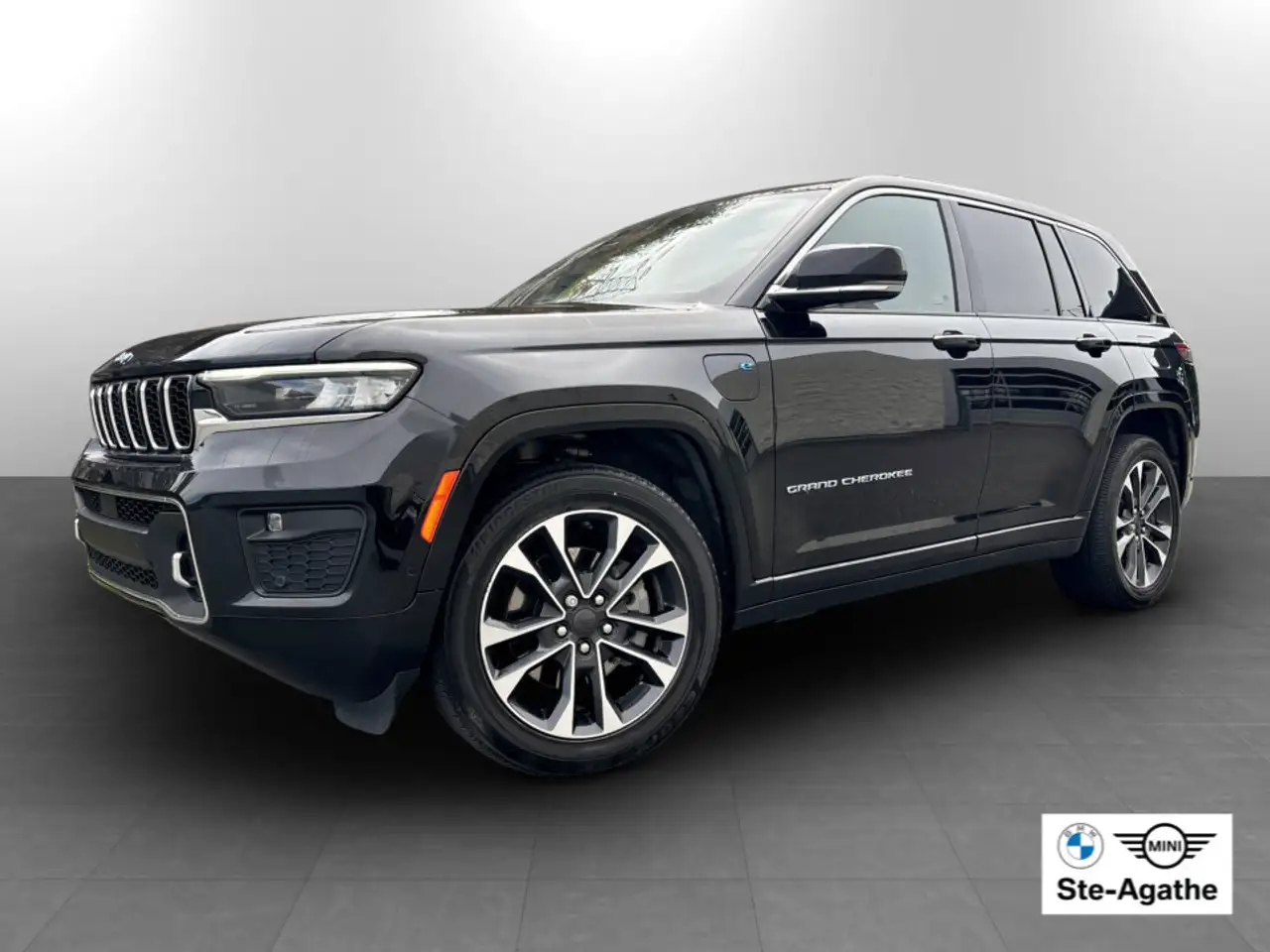 2022 Jeep Grand Cherokee Overland