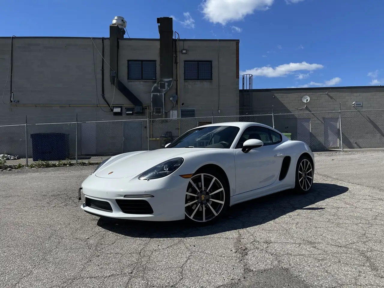 2022 Porsche Cayman