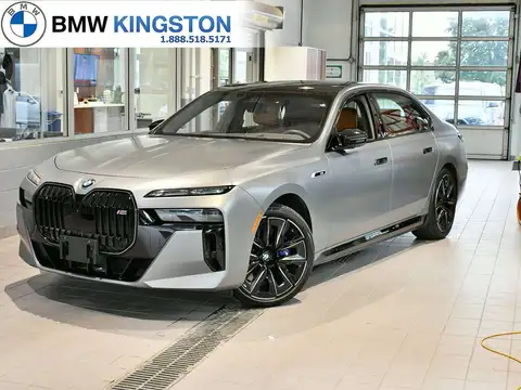 BMW i7 M70