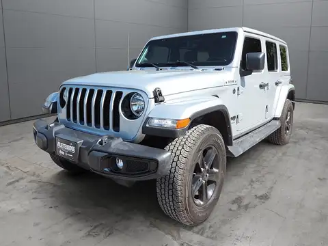 Jeep Wrangler Sahara Altitude