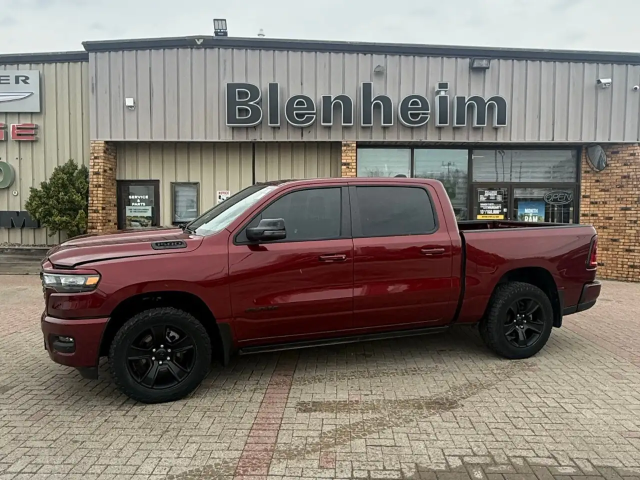 2025 RAM 1500 Sport