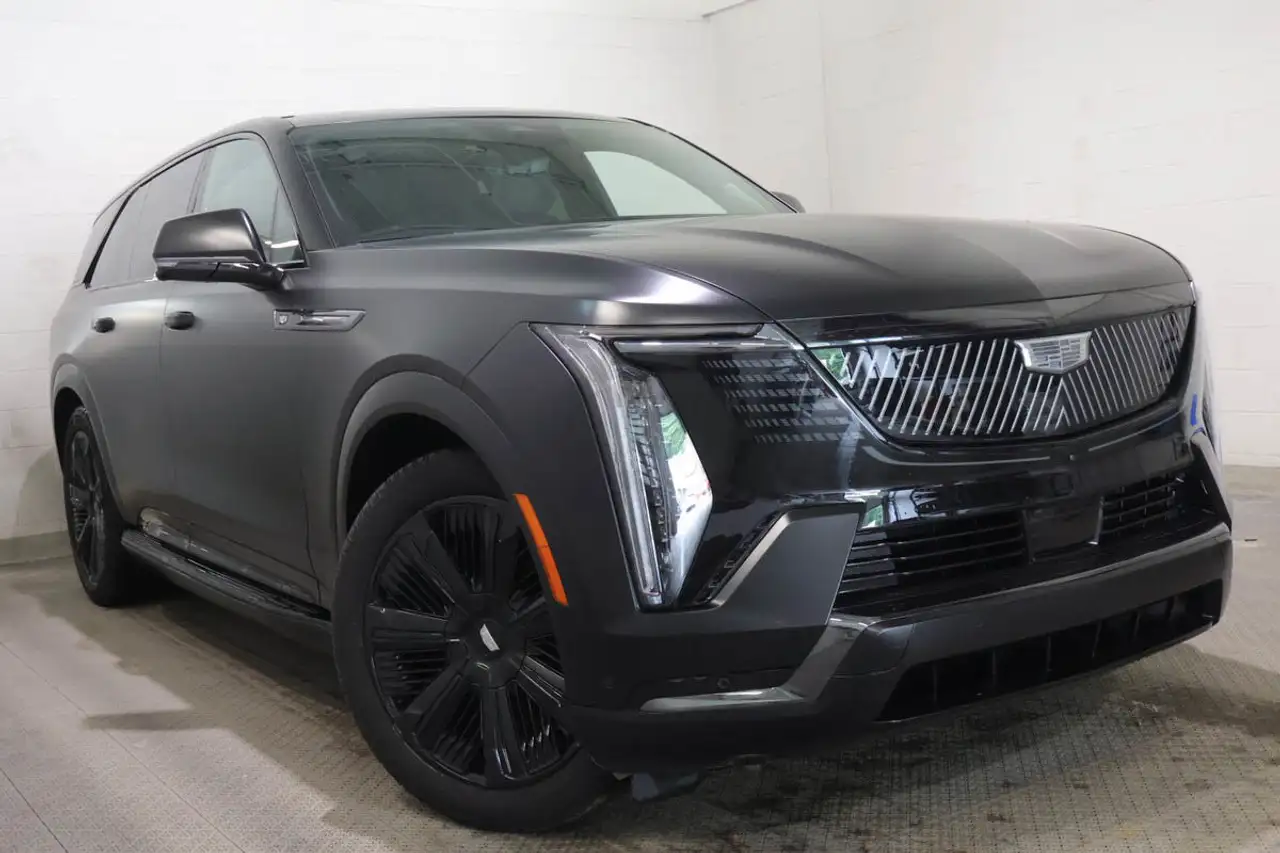 2025 Cadillac Escalade Sport