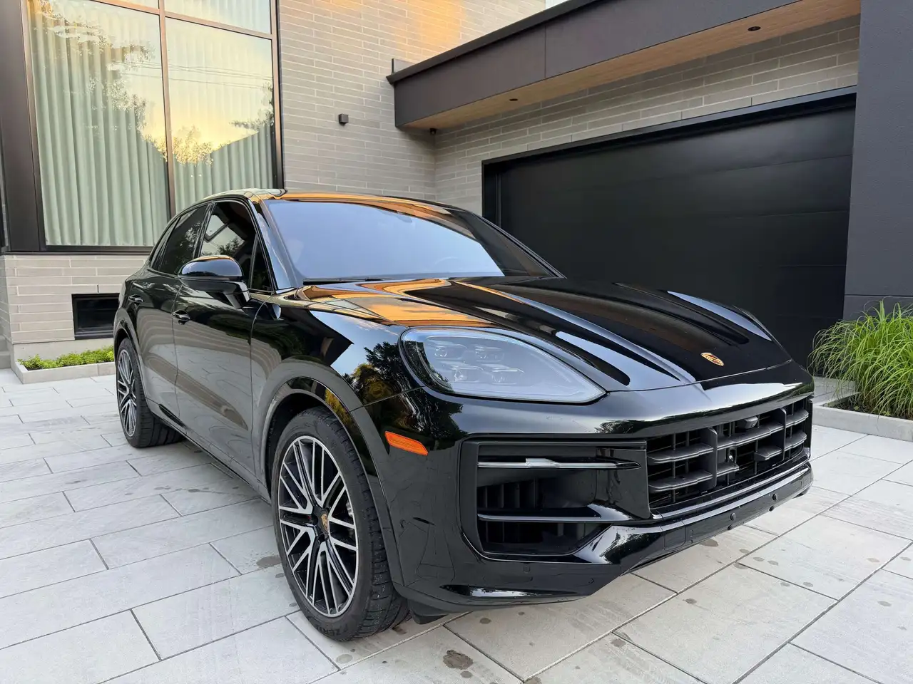 2024 Porsche Cayenne S